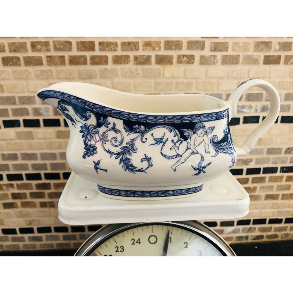 The Royal Palaces by‎ Rosina-Queens Gravy Boat White with Blue Cherub Design